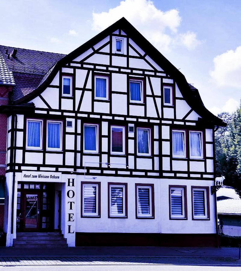 Hotel Zum Weissen Ochsen อาเลิน ภายนอก รูปภาพ
