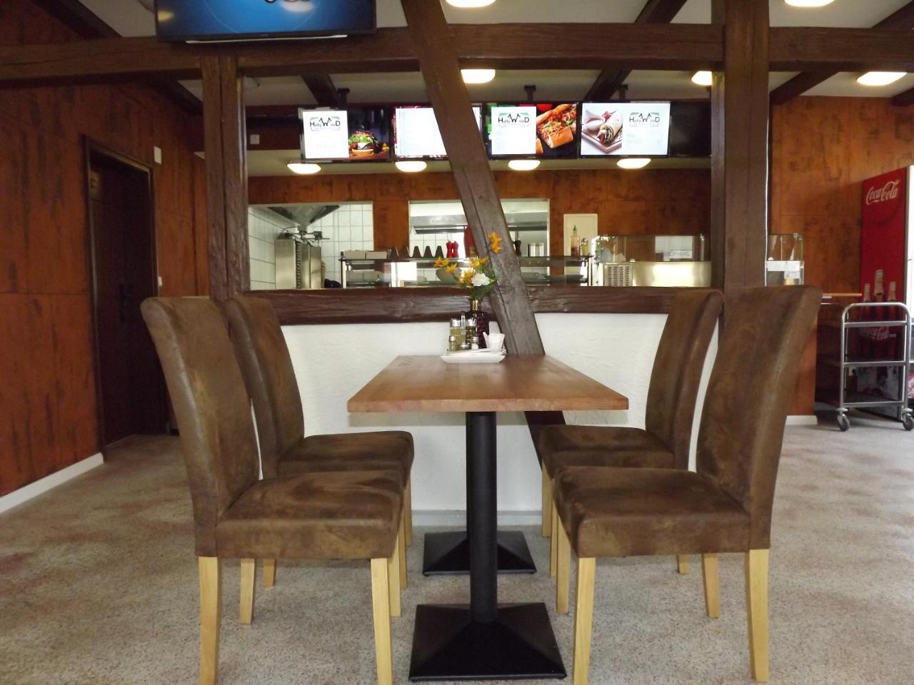 Hotel Zum Weissen Ochsen อาเลิน ภายนอก รูปภาพ